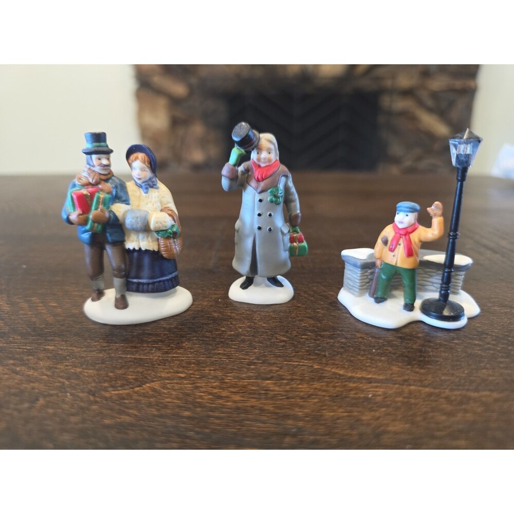 Dept 56 ‘A Christmas Carol Morning’ 55883 Heritage Village Set Of 3 Figures